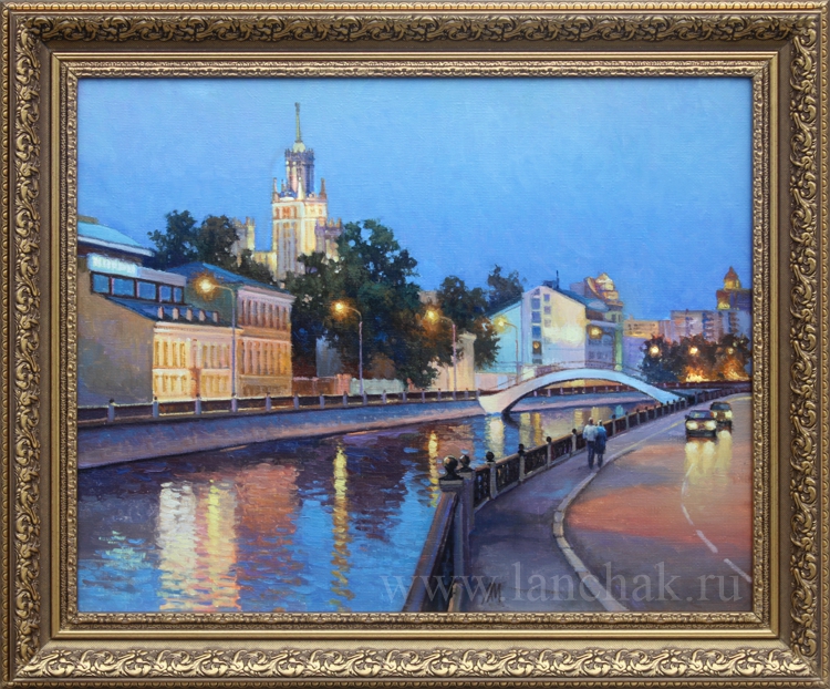 Набережная реки Яуза в Москве, вечерний вид с огнями. Картина маслом на холсте